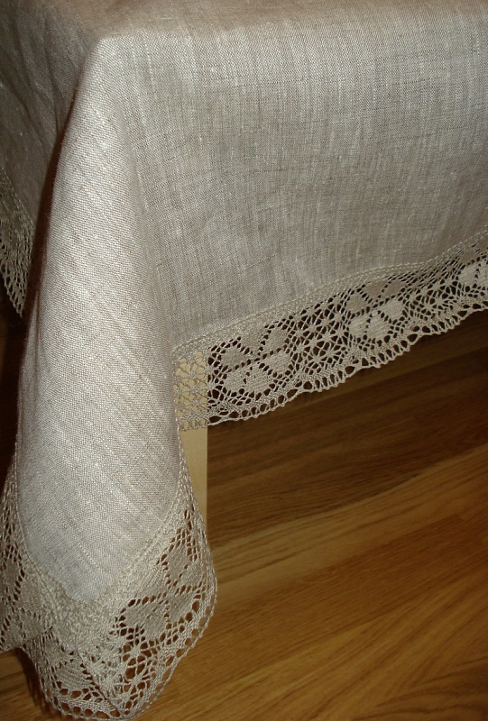 Домашний текстиль с вышивкой - дань традициям