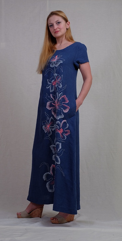 Платье льняное с вышивкой " Орхидеи"