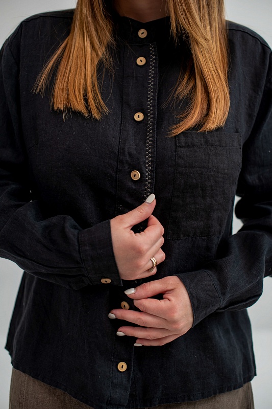 Блуза льняная черная " Стойка"