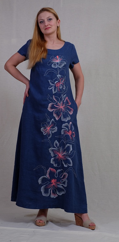 Платье льняное с вышивкой " Орхидеи"
